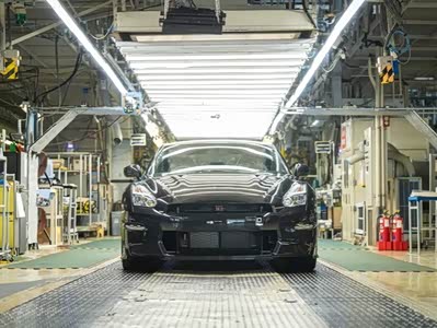 ʱ18깲Լ48000̨ һ̨ղR35 GT-R