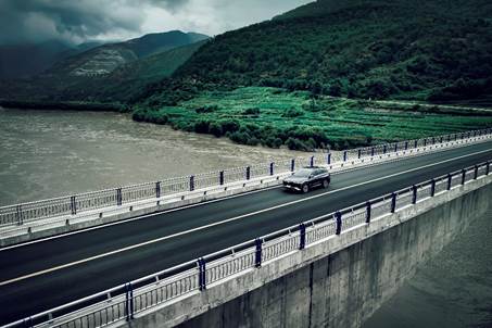 15万元买SUV 第二代CS75PLUS和星越L到底该选谁